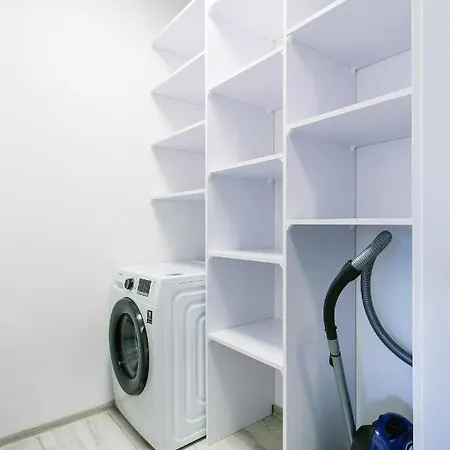Apartament Z Ogrodkiem I Miejscem Parkingowym
