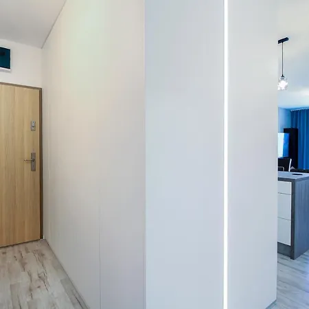 Apartament Z Ogrodkiem I Miejscem Parkingowym Apartment *