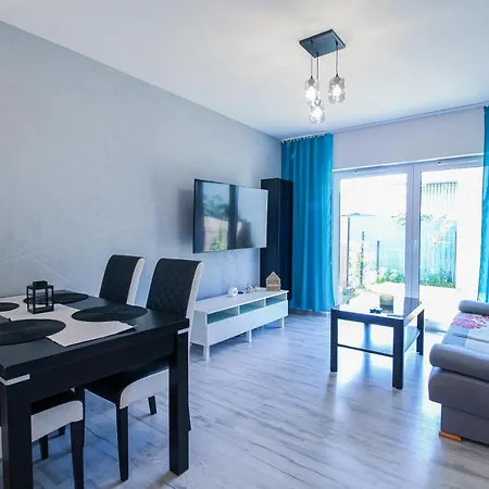 Apartament Z Ogrodkiem I Miejscem Parkingowym