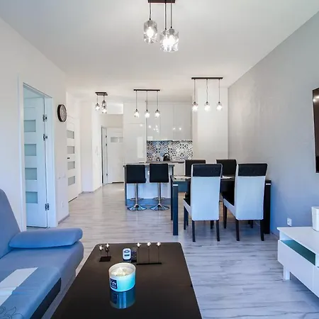 Apartament Z Ogrodkiem I Miejscem Parkingowym *